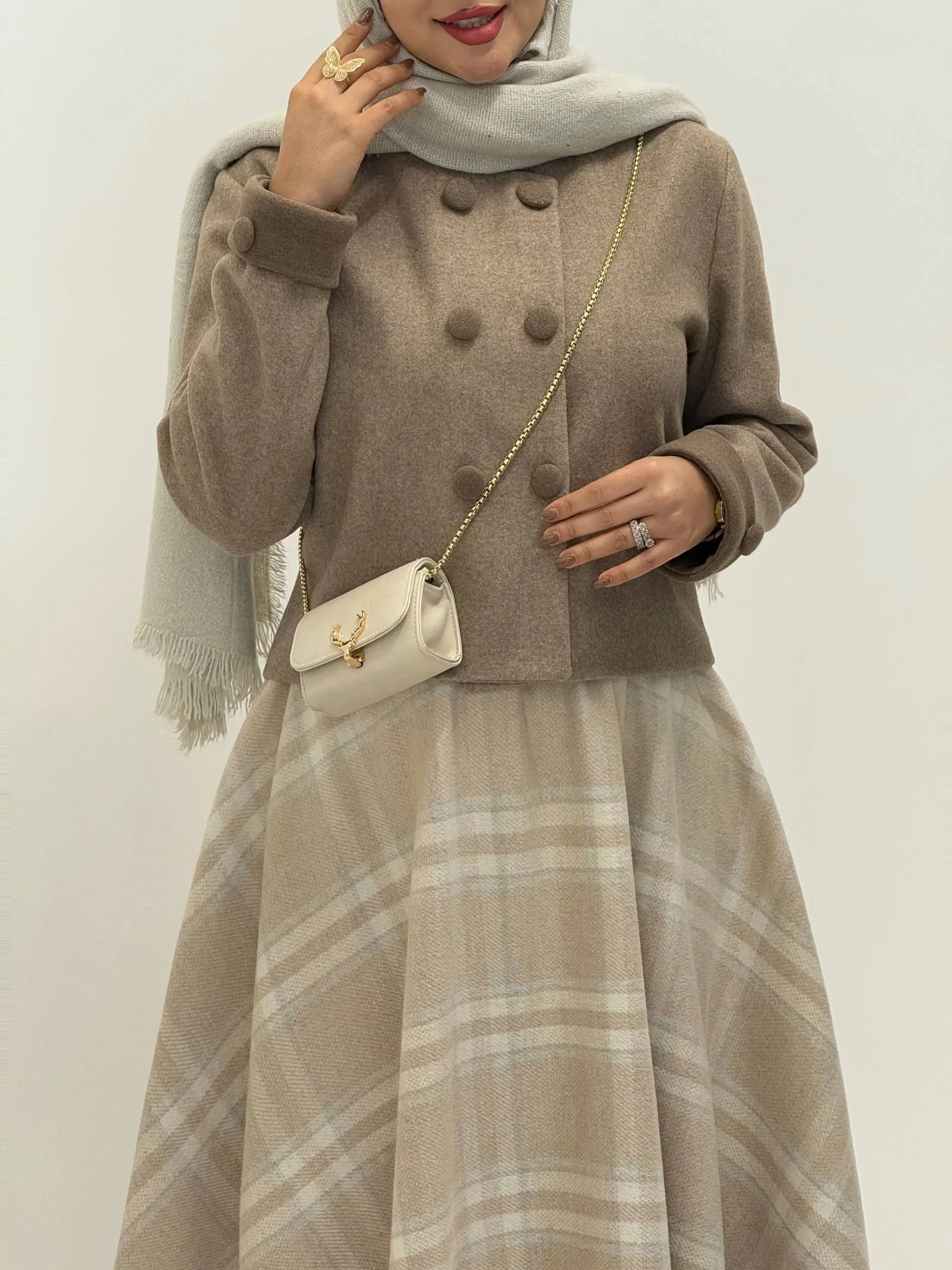 3670-کت و دامن پاییزه آبان